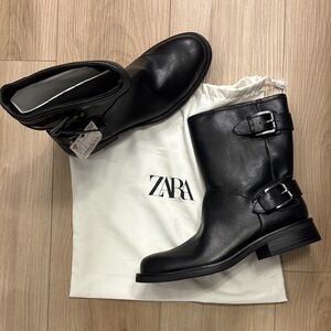 *SOLD* NWT Zara Women Black Boots
